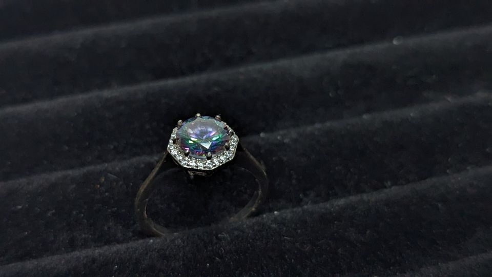 Sterling Silver 925 Aura Quartz + CZ Stone Size 9 Ring
