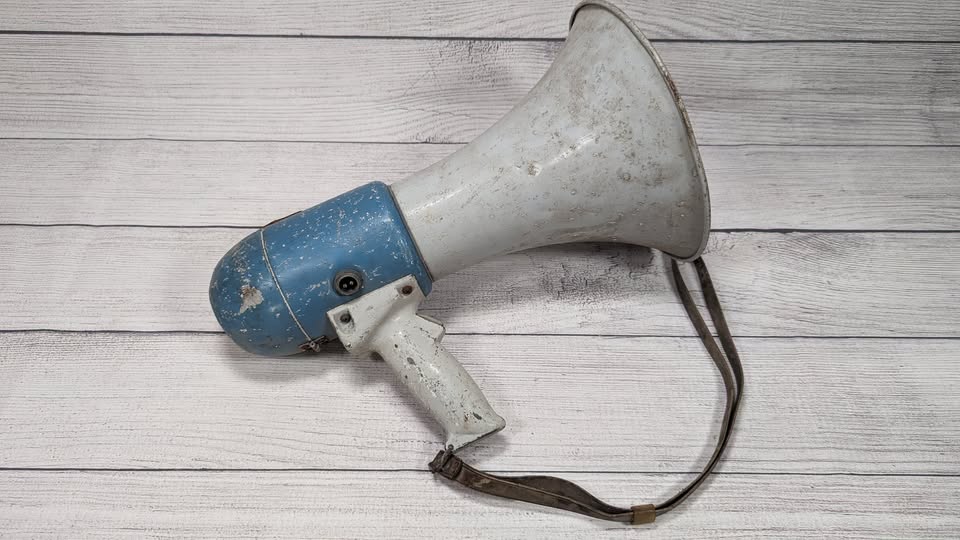 Vintage Japan Made Commercial Grade Megaphone / C Batteries / Untested As-is