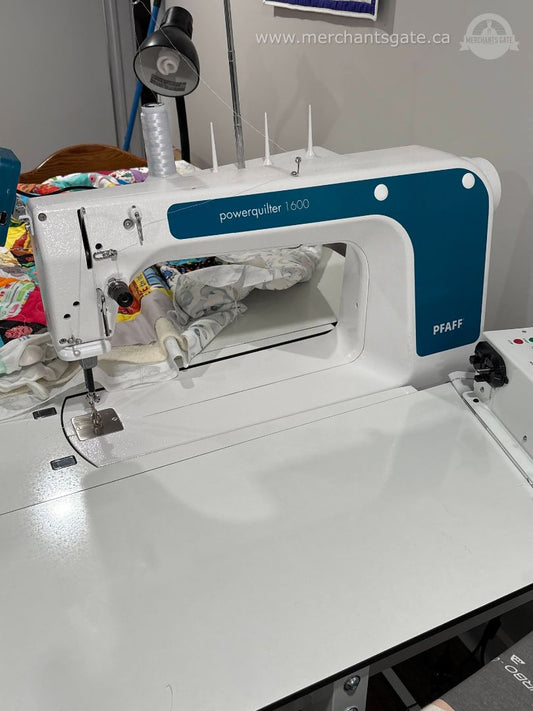 PFAFF PowerQuilter 1600 Longarm Quilting Machine + Table & Accessories