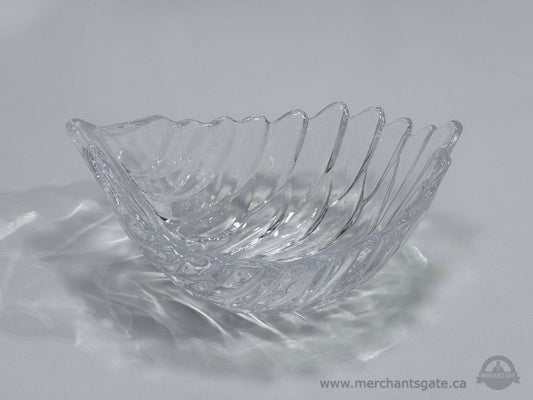 Clear Pressed Glass Decorative Bowl Swirl Pattern Centerpiece Dish 8"