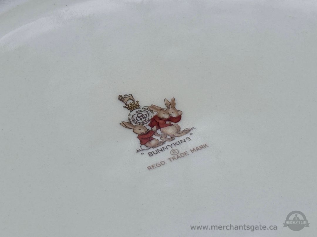 Royal Doulton Bunnykins Baby Dish Oval Bowl Nursery Rhyme England 8.5”