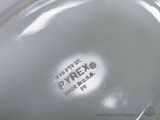 Pyrex Snowflake Divided Casserole Dish White Milk Glass Vintage Ovenware