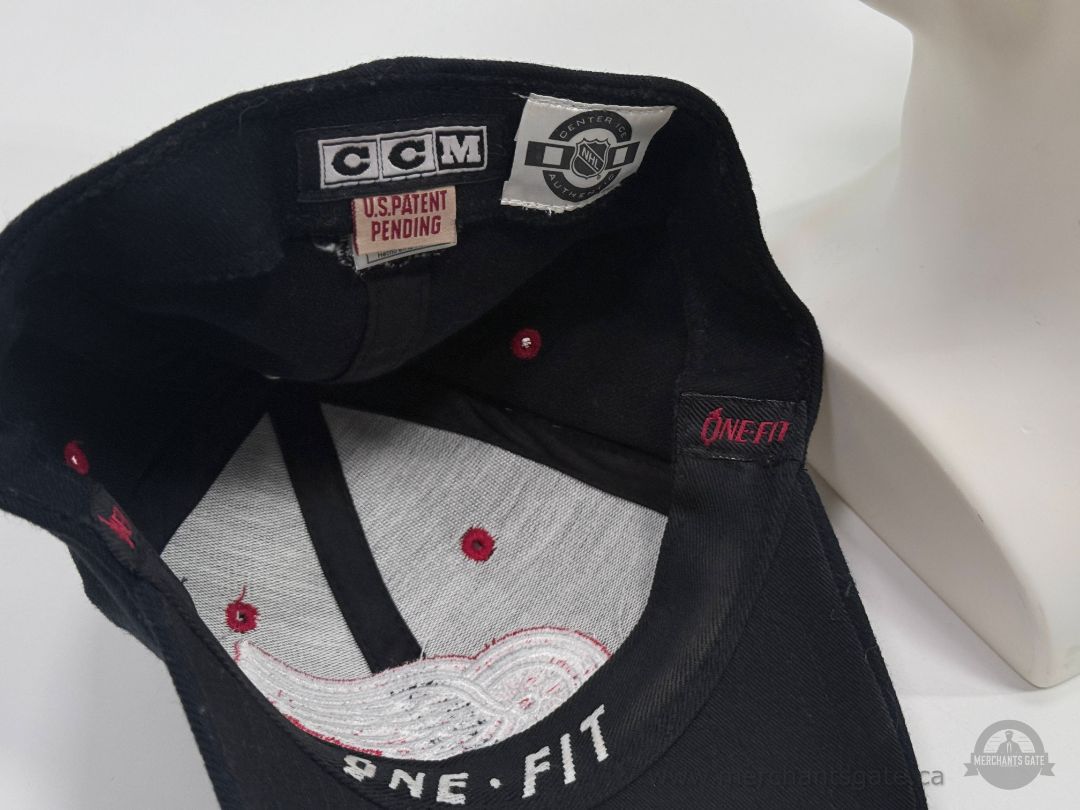 Detroit Red Wings CCM NHL Hockey Cap Black Adjustable One Fit Embroidered Logo
