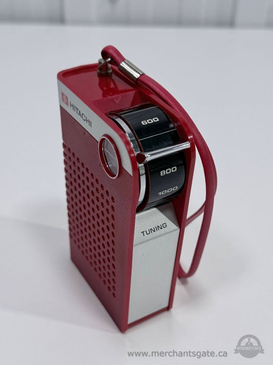 Vintage Hitachi TH 663 AM Transistor Radio Red Portable w Carry Strap