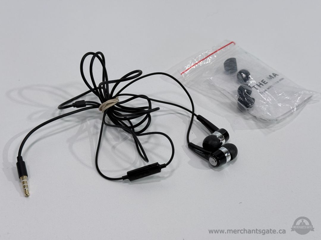 Samsung In-Ear Earbuds Headphones 3.5mm Wired Earphones with Mic