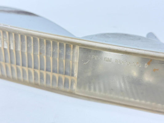 Chevy GMC Truck Front Marker Light Right Side OEM 16524676 Turn Signal Parking Lens