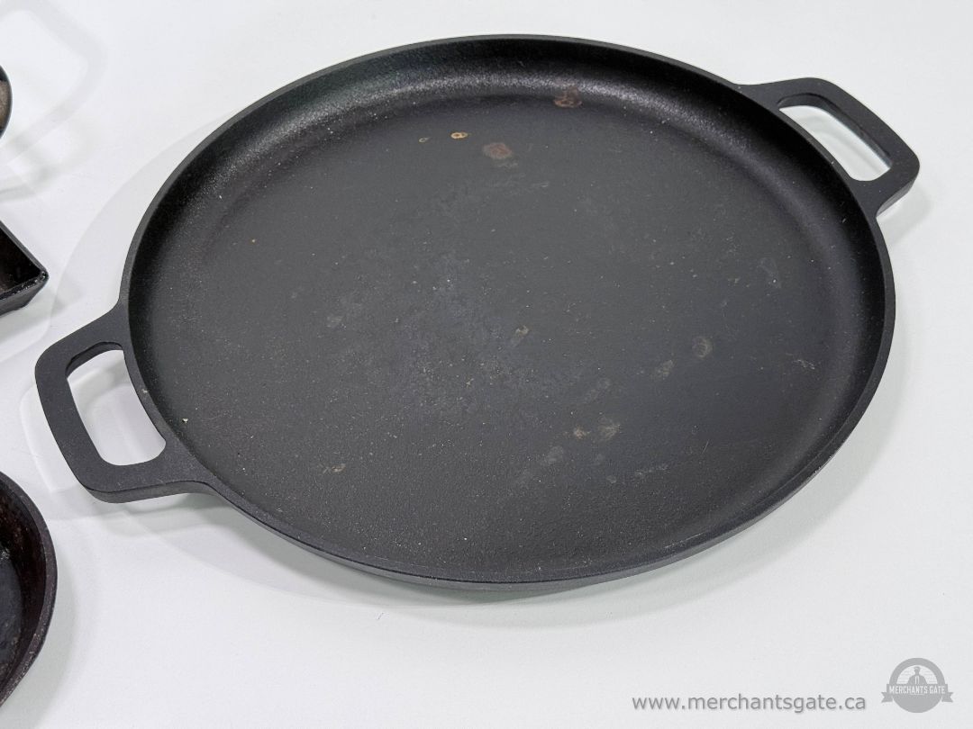 Cast Iron Cookware Lot Lodge Skillet Deep Fry Pan & Small Skillet 3 Pieces