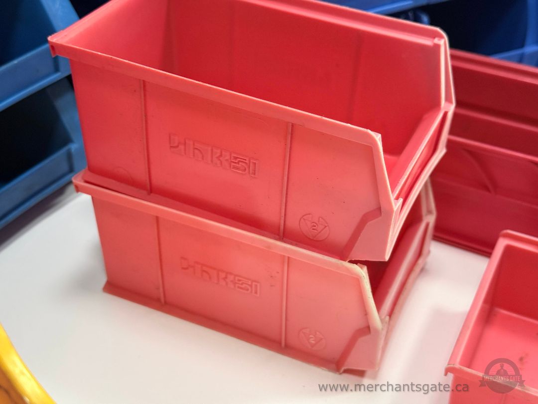 39 Assorted Plastic Parts Storage Bins & Stackable Shop Organizer Bins Akro-Mils Bin 101