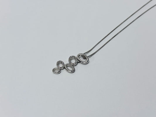 Silver Tone Costume Necklace With Oval Crystal Pendant Modern Jewelry Accessory