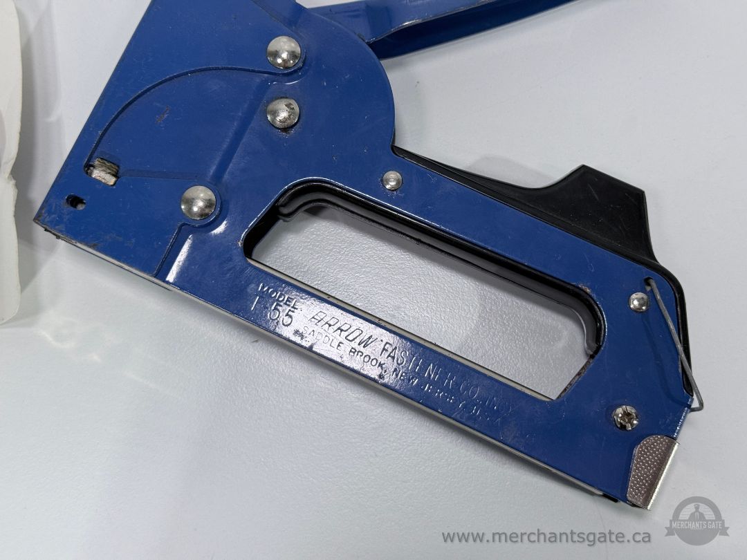 Arrow T50 Heavy Duty Staple Gun Tacker with Stanley 5/16" Staples