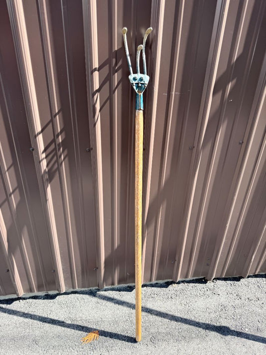 Garden Tools – Hoe, Cultivator, Shovels, Edger – $10 Each / Barrhaven
