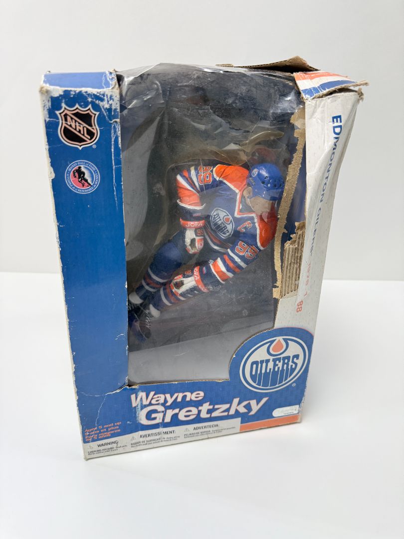 McFarlane Wayne Gretzky Edmonton Oilers NHL Legends 12" Figure