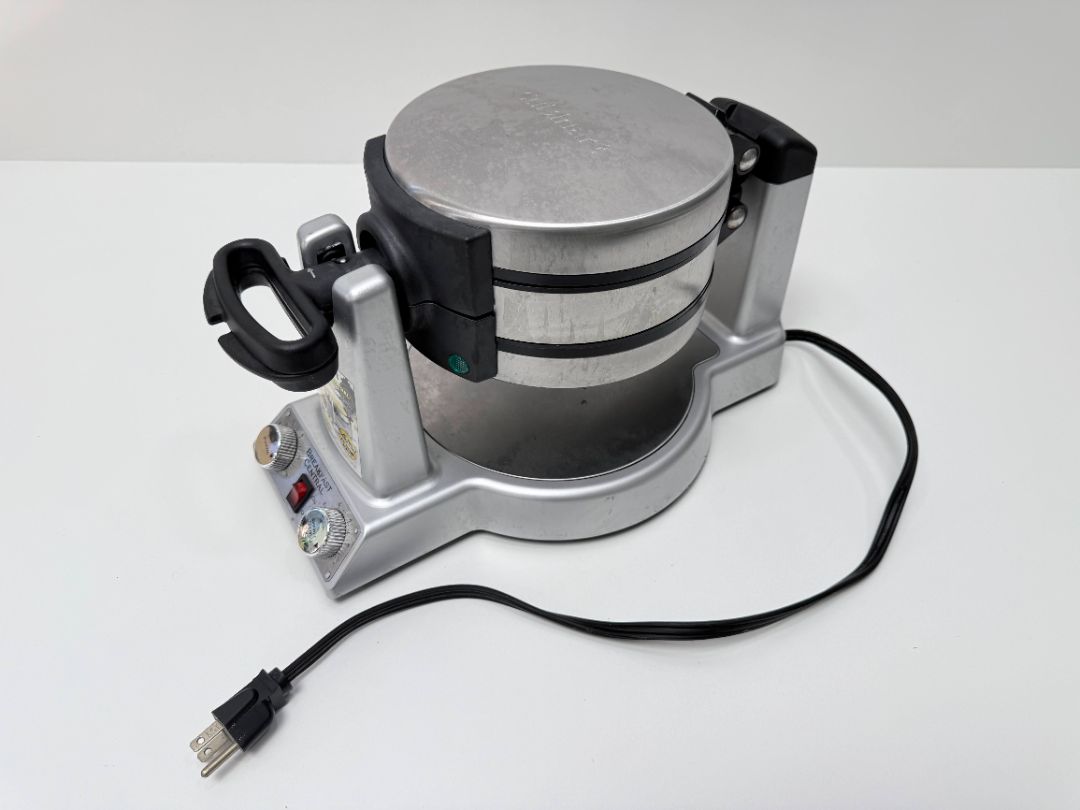 Cuisinart Breakfast Central WAF B50C Belgian Waffle Maker And Omelette Maker With Adjustable Controls