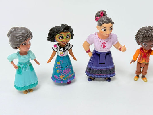 Disney Encanto Madrigal Family Mini Figure Set of 5 Dolls Collectible Toys Playset