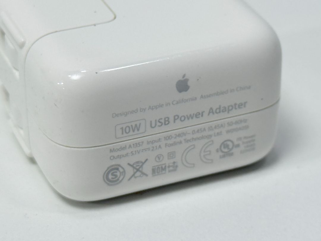 Apple 10W USB Power Adapter Model A1357 Original Charger For iPad iPhone iPod