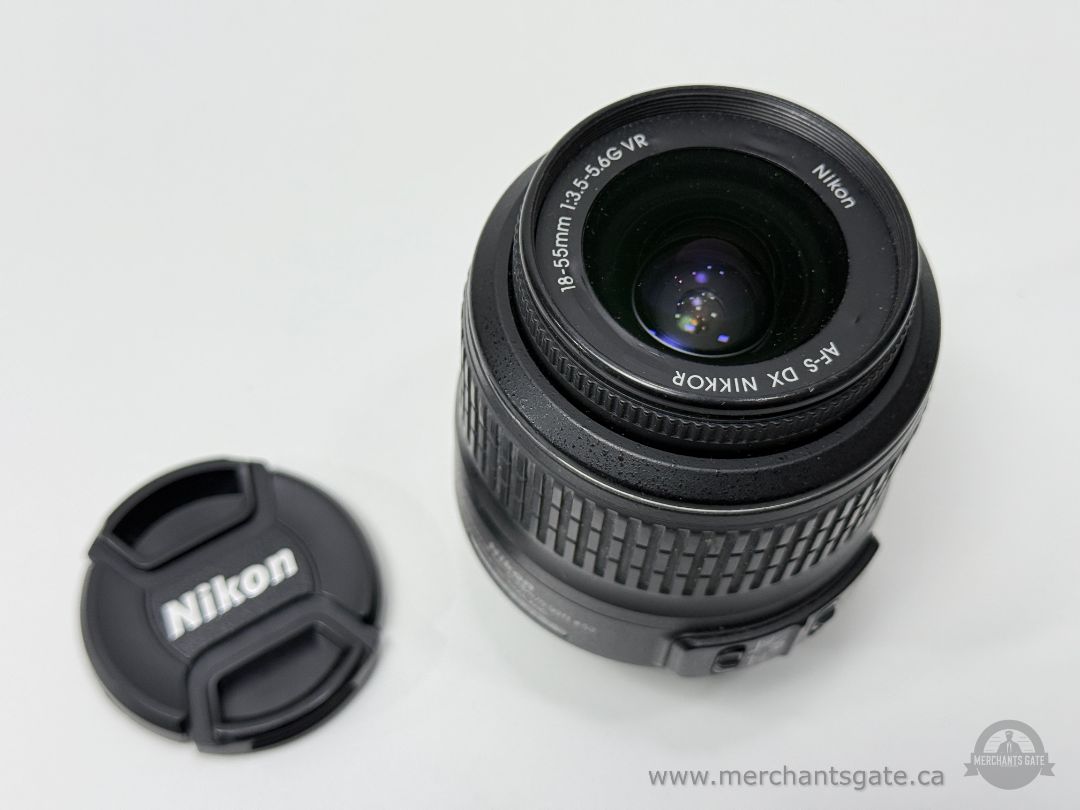 Nikon AF-S DX Nikkor 18-55mm f3.5-5.6G VR Lens Great Condition