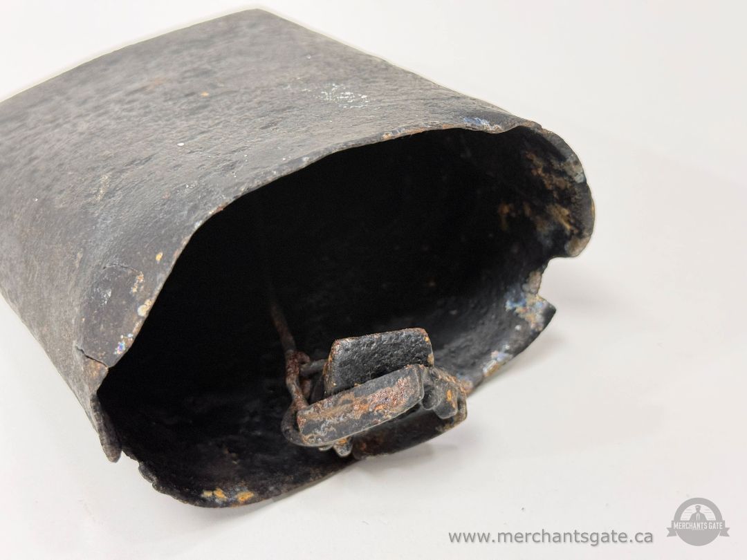 Antique Cast Iron Cowbell With Handle Farm Bell Approx 7"