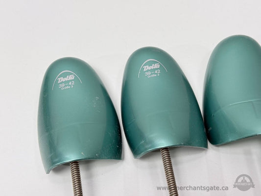 Delta Ladycomfort Shoe Trees Set of Four with Adjustable Springs Size 39–42
