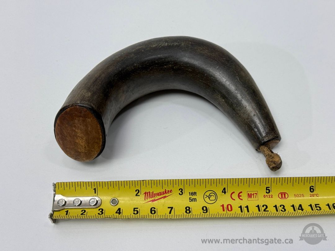 Antique Powder Horn Flask – 18th–Early 19th C. Natural Horn, Original Plug, As Found