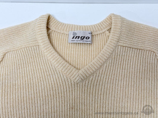 Ingo Womens Knit Sweater with V Neck Made in Canada Size Sm