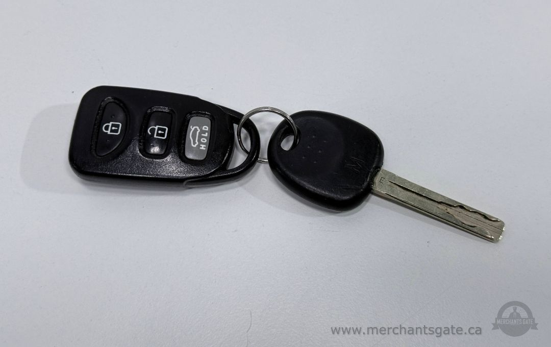 Hyundai OEM Key Fob Remote + Key Blade 3 Button Trunk Panic Used