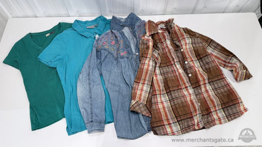 Vintage Women’s Clothing Lot Small Medium Tops Sweaters Denim Plaid