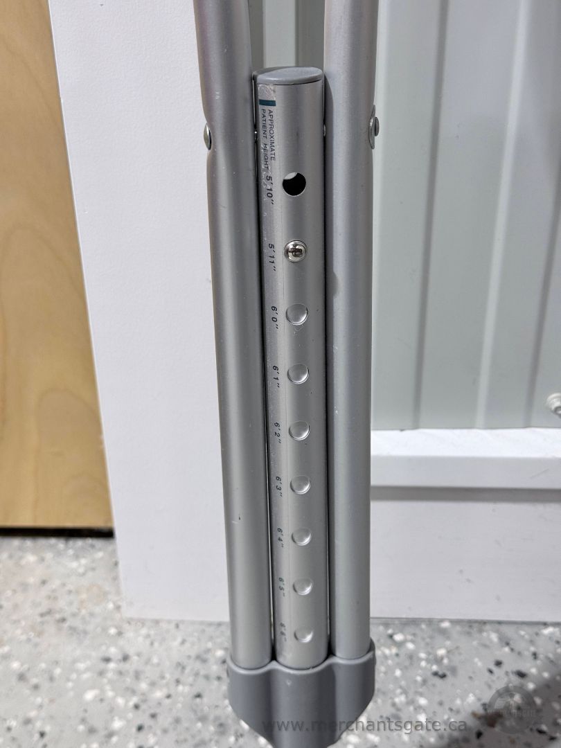Drive Medical Adjustable Aluminum Crutches Pair 300 lb Capacity