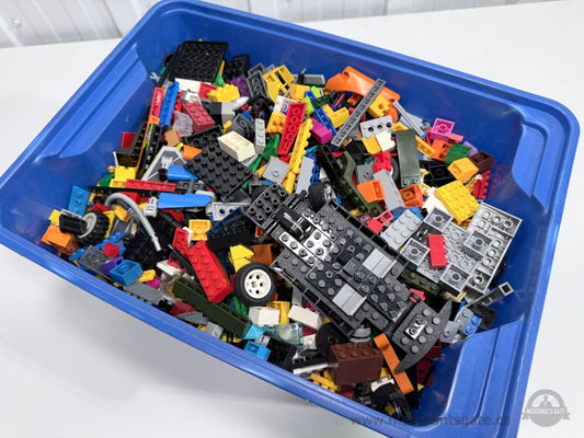 Bulk LEGO Lot 7.6 lbs Mixed Bricks Plates Vehicle Parts Panels Pieces TOTE H