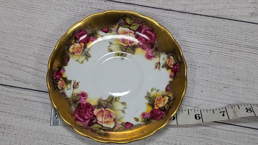 Royal Chelsea Golden Rose Gold Gilt Large Cabbage Rose 5 1/2" Plate
