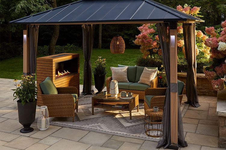 Outdoor Furniture + Decor