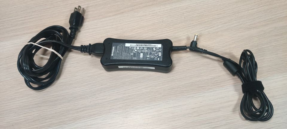 Original Genuine 19V 65W AC Adapter Lenovo Ideapad PA-1650-52LC