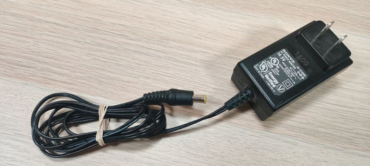 Original Sony AC Power Adapter AC-S14RDP 14.5v
