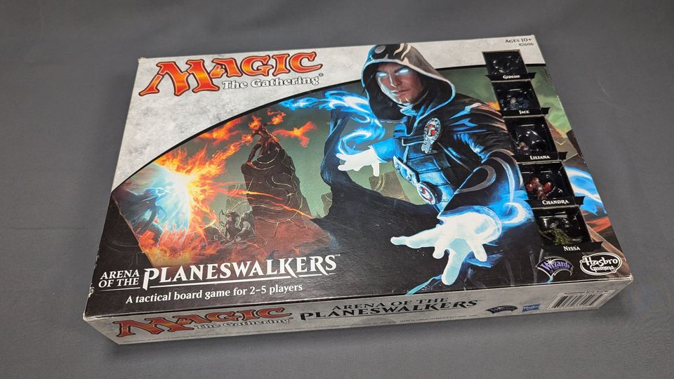 Hasbro Magic: The Gathering Arena of the Planeswalkers Game / Complete!