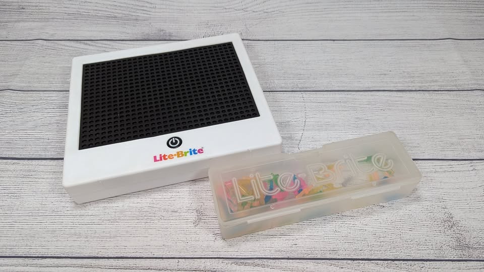 Lite-Bright Battery Powered Magic Screen