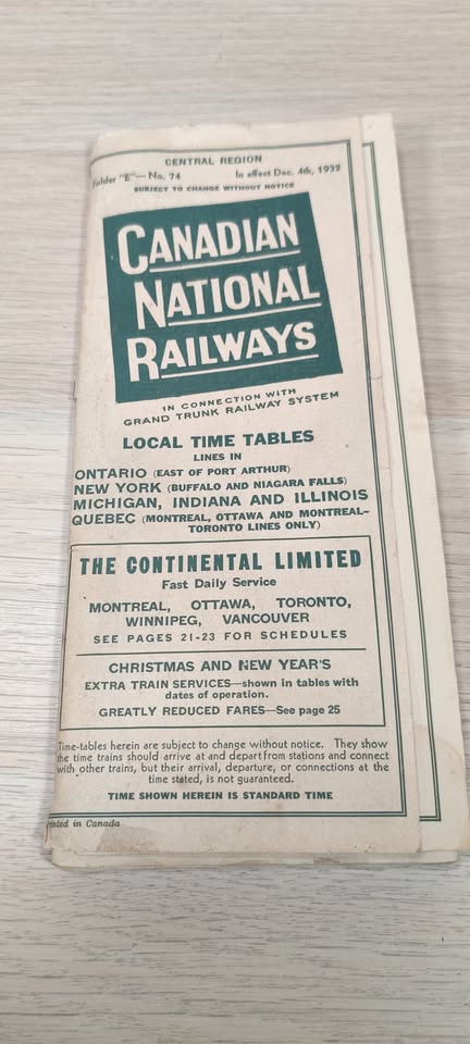 *Antique* 1932 Folder R Central Region Canadian National Railways Local Time Tables Pamphlet