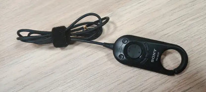 Original Vintage Sony Remote Control Commander RM-MC27 for Walkman/Discman