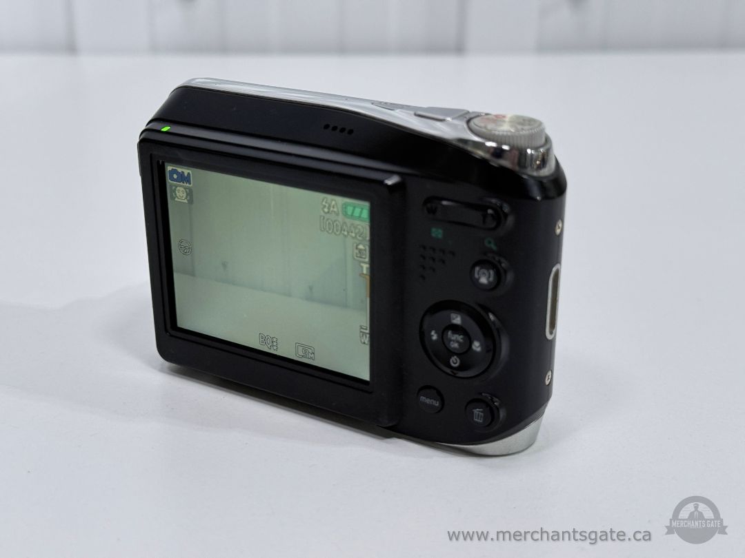 GE A950 Digital Camera 9.1MP 5X Optical Zoom Compact Camera with 16GB SD Card