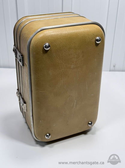 Vintage Carson Train Case Hard Shell Makeup Cosmetic Travel Case