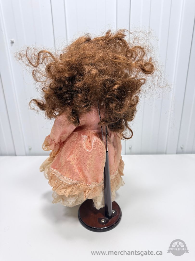 1998 Samantha Medici Porcelain Collector Doll with Stand + Extra