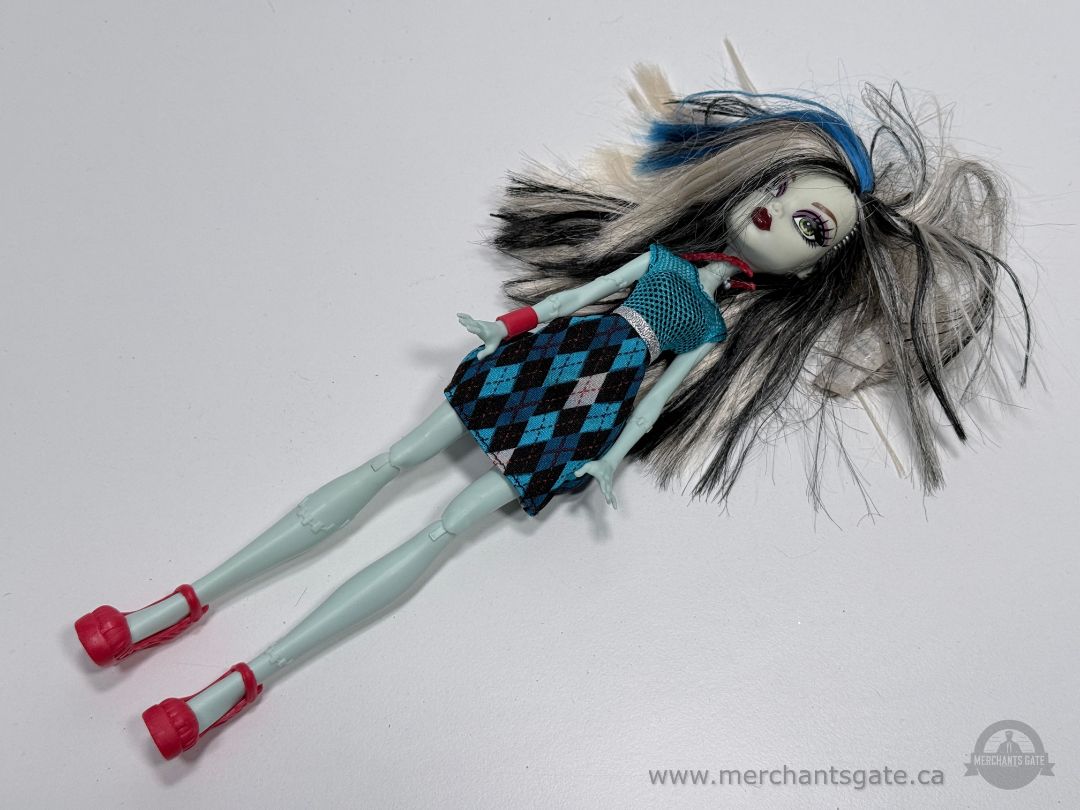 Monster High Frankie Stein Doll with Dress and Shoes