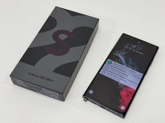 Kids Toy Phone / NOT a Galaxy / Works and is New - Android OS