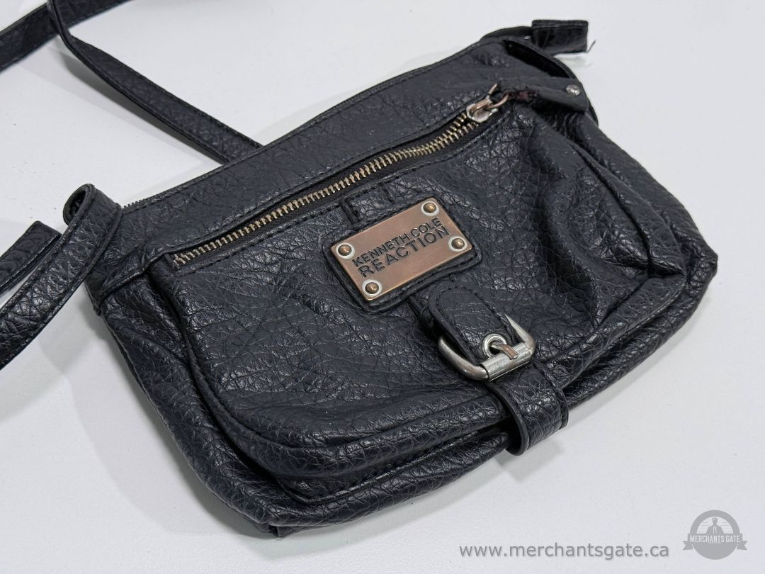 Kenneth Cole Reaction Black Leather Crossbody Purse Small Shoulder Bag