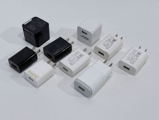 Lot of 9 USB Wall Chargers Power Adapters Assorted Brands Phone Charging Blocks