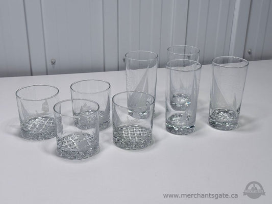 Vintage Canadian True North Nautical Etched Bar Glass Set – Sailboats & Maple Leaf (8)
