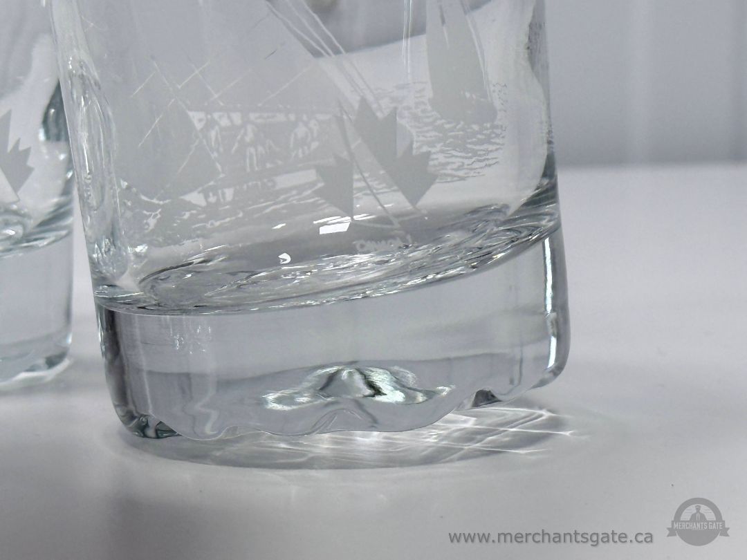 Vintage Canadian True North Nautical Etched Bar Glass Set – Sailboats & Maple Leaf (8)