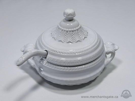Vintage White Ceramic Soup Tureen with Lid And Ladle Leaf Pattern Serving Dish