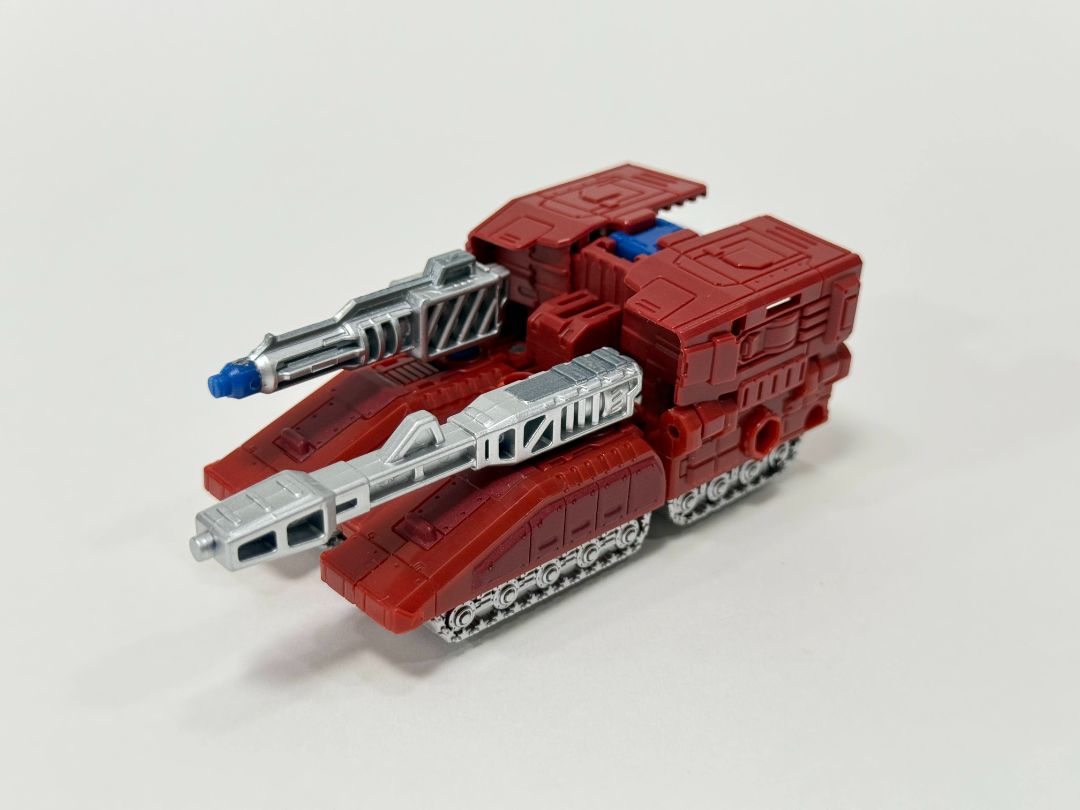 Transformers War for Cybertron – Brunt (Tank Mode, Compact Carnage)