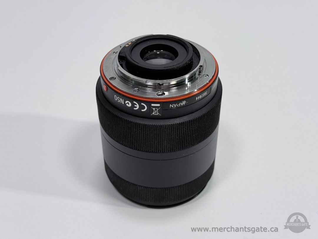 Sony Zeiss Vario-Sonnar T* 16-80mm f/3.5-4.5 DT Lens A-Mount SAL1680Z