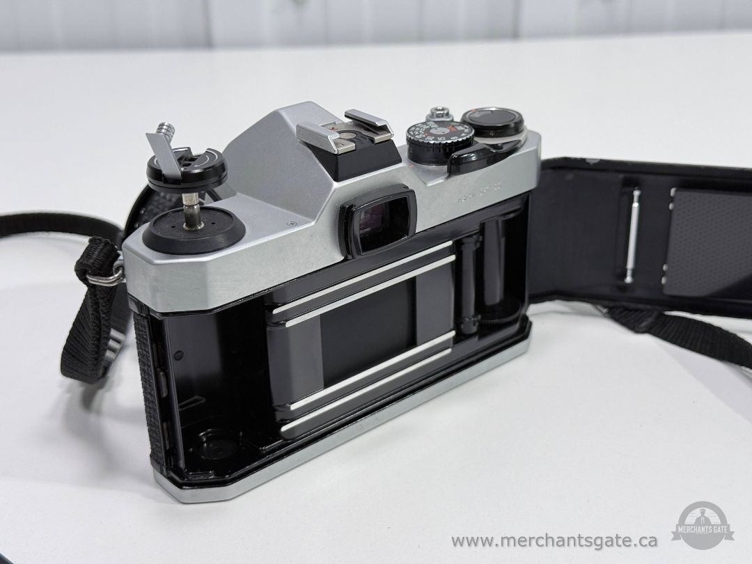 Asahi Pentax K1000 35mm Film Camera w/ Makinon 55mm f/2.8 Lens K Mount