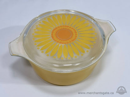 Vintage Pyrex 475-B Yellow Daisy Casserole Dish w Lid 2.5 Qt USA